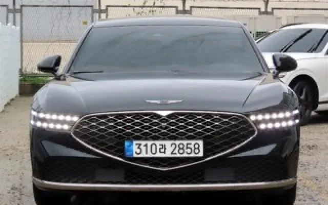 인천외제차중고매매 G90(RS4) 3.5T GDI AWD 매물 사진 4 - 2023/03 47,707km